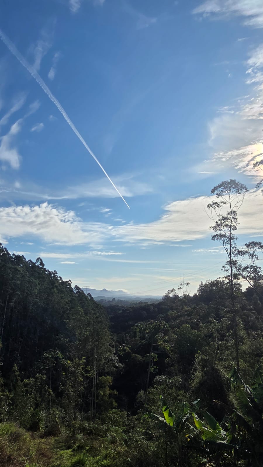 Vista externa das cabanas da Vila dos Tropeiros em Lauro Müller